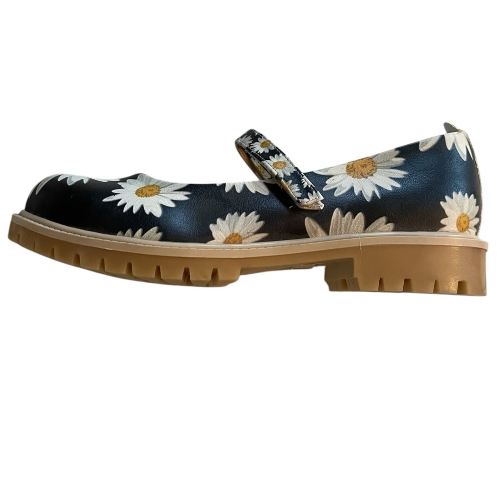 NWOT-Goby Shoes-Size 42 Black with white and yellow Daisy’s 🌻 - Picture 3 of 9